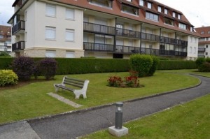 entré de notre residence a villers sur mer appartement proche de deauville et trouville